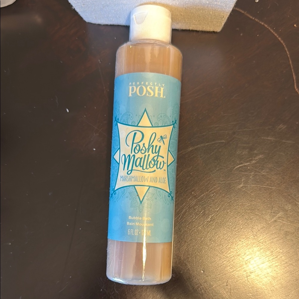 Perfectly Posh Cream Bath Soak & Bubbles